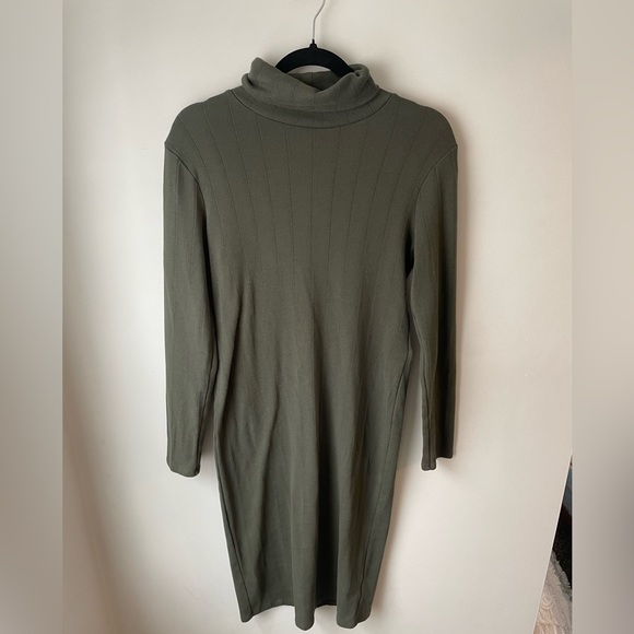 Wild Fable Ribbed Body con Turtleneck Dress Women’s Large - Picture 1 of 4